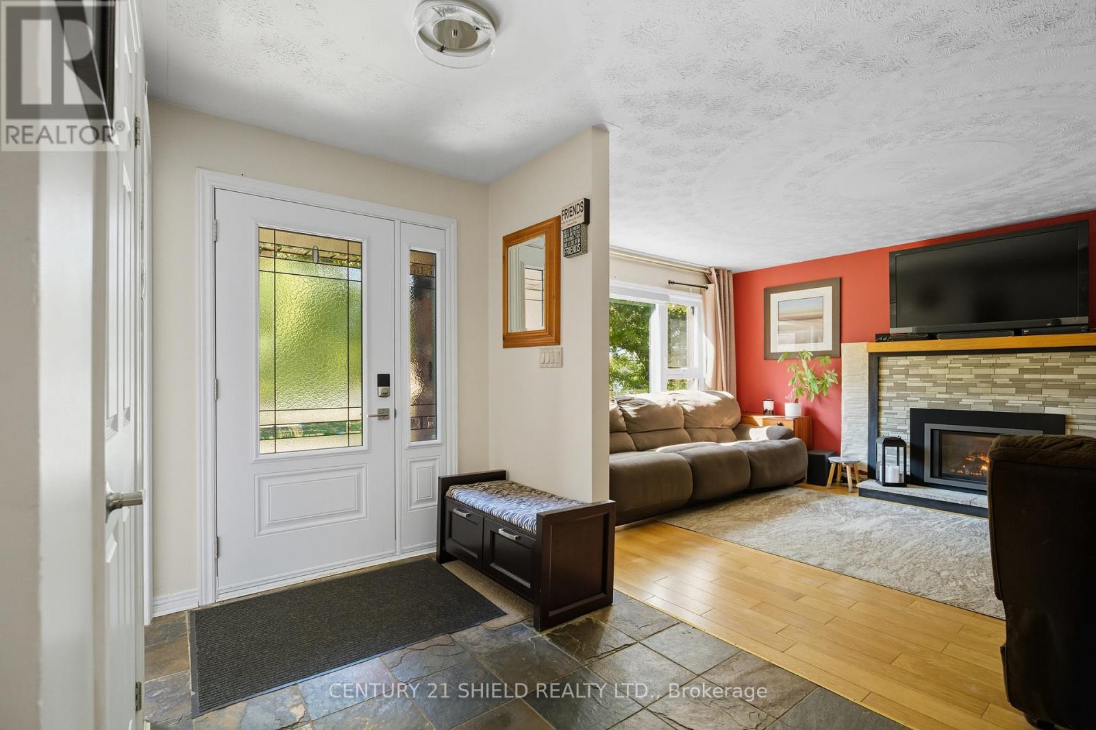 4555 Glen Roy Road, South Glengarry, Ontario  K0C 1L0 - Photo 14 - X12416573