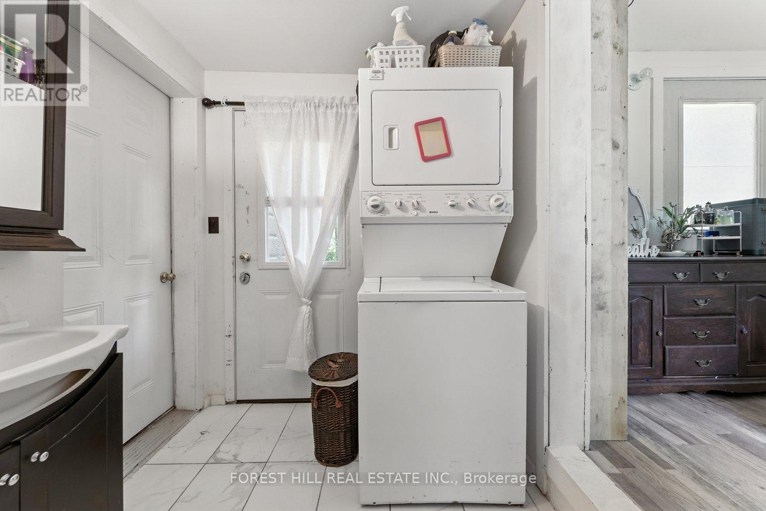 590 Lafontaine Road E, Tiny, Ontario  L9M 0S4 - Photo 34 - S12416512