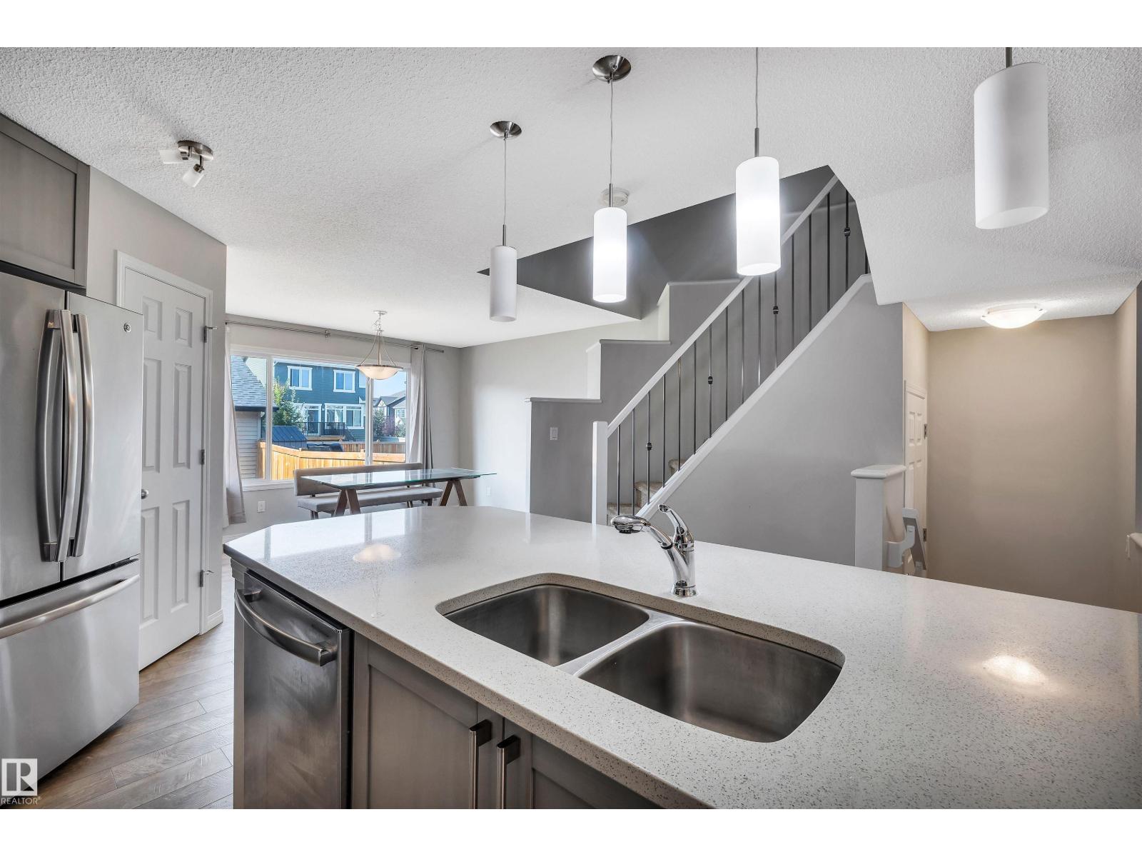 1271 Chappelle Bv Sw, Edmonton, Alberta  T6W 3R1 - Photo 11 - E4458754