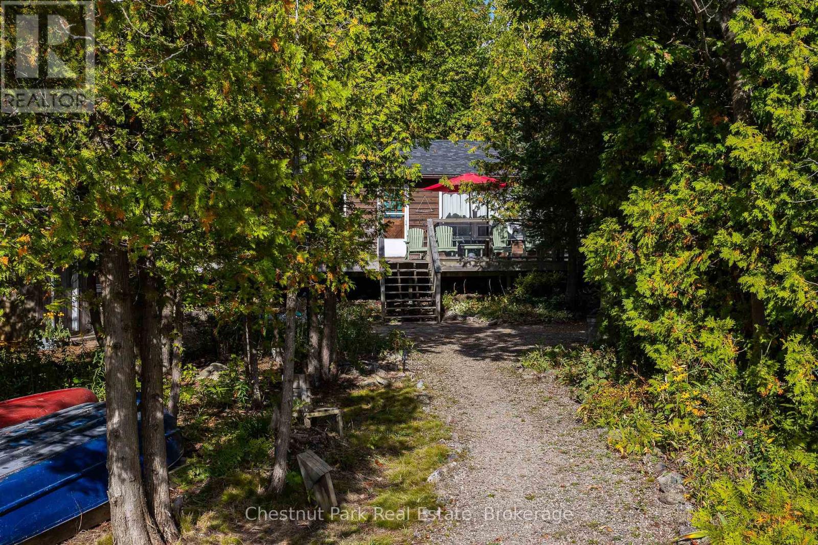 8 Birchwood Drive, Northern Bruce Peninsula, Ontario  N0H 2R0 - Photo 20 - X12414914