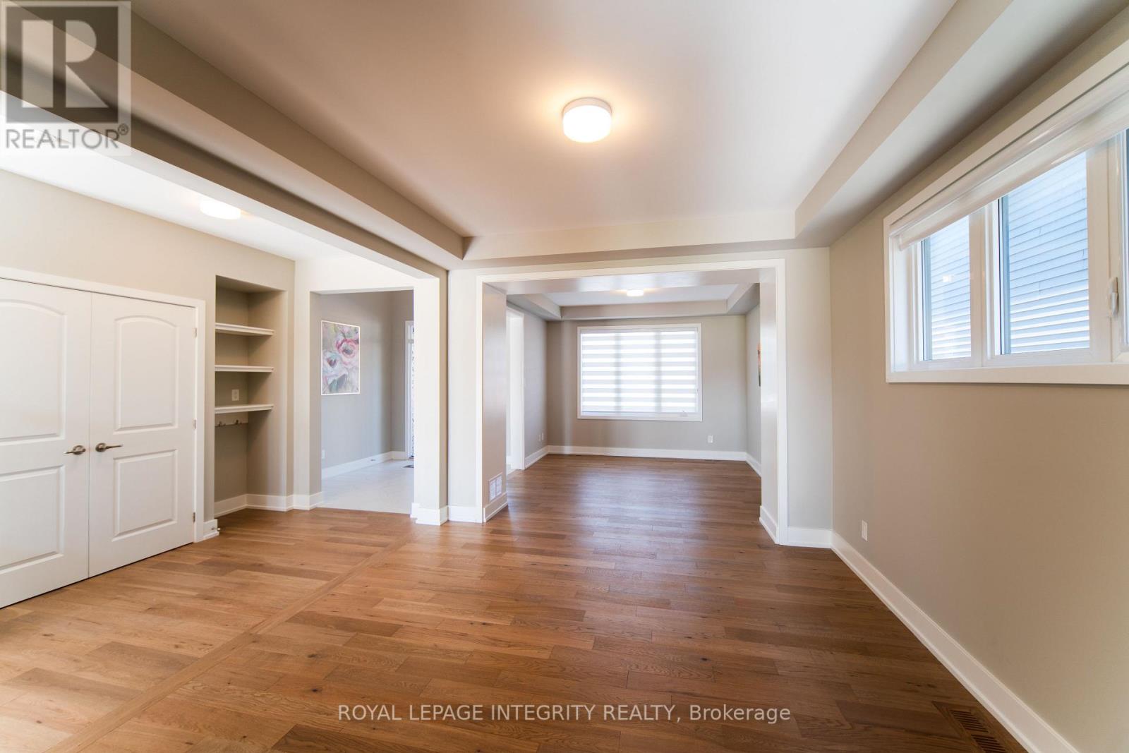 709 Fenwick Way, Ottawa, Ontario  K2J 7E2 - Photo 5 - X12394598