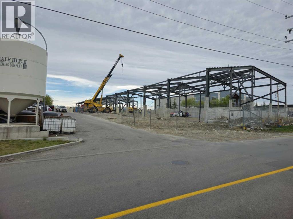 14 Griffin Industrial Point, Cochrane, Alberta  T4C 0A2 - Photo 5 - A2218462