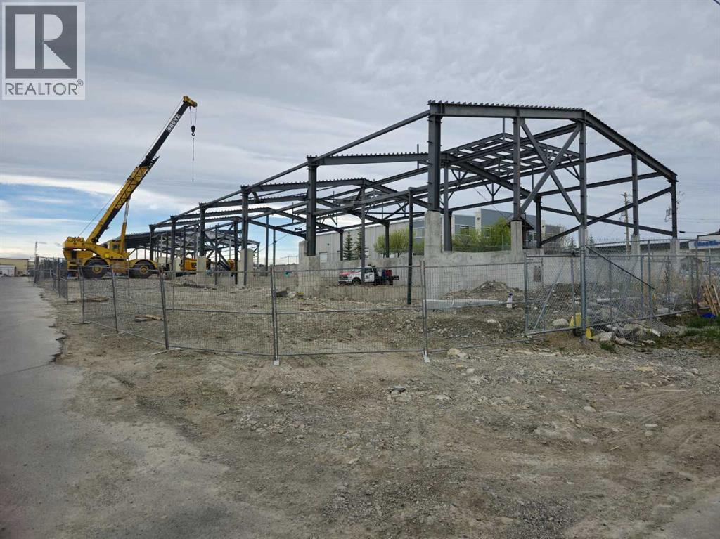 14 Griffin Industrial Point, Cochrane, Alberta  T4C 0A2 - Photo 4 - A2218462
