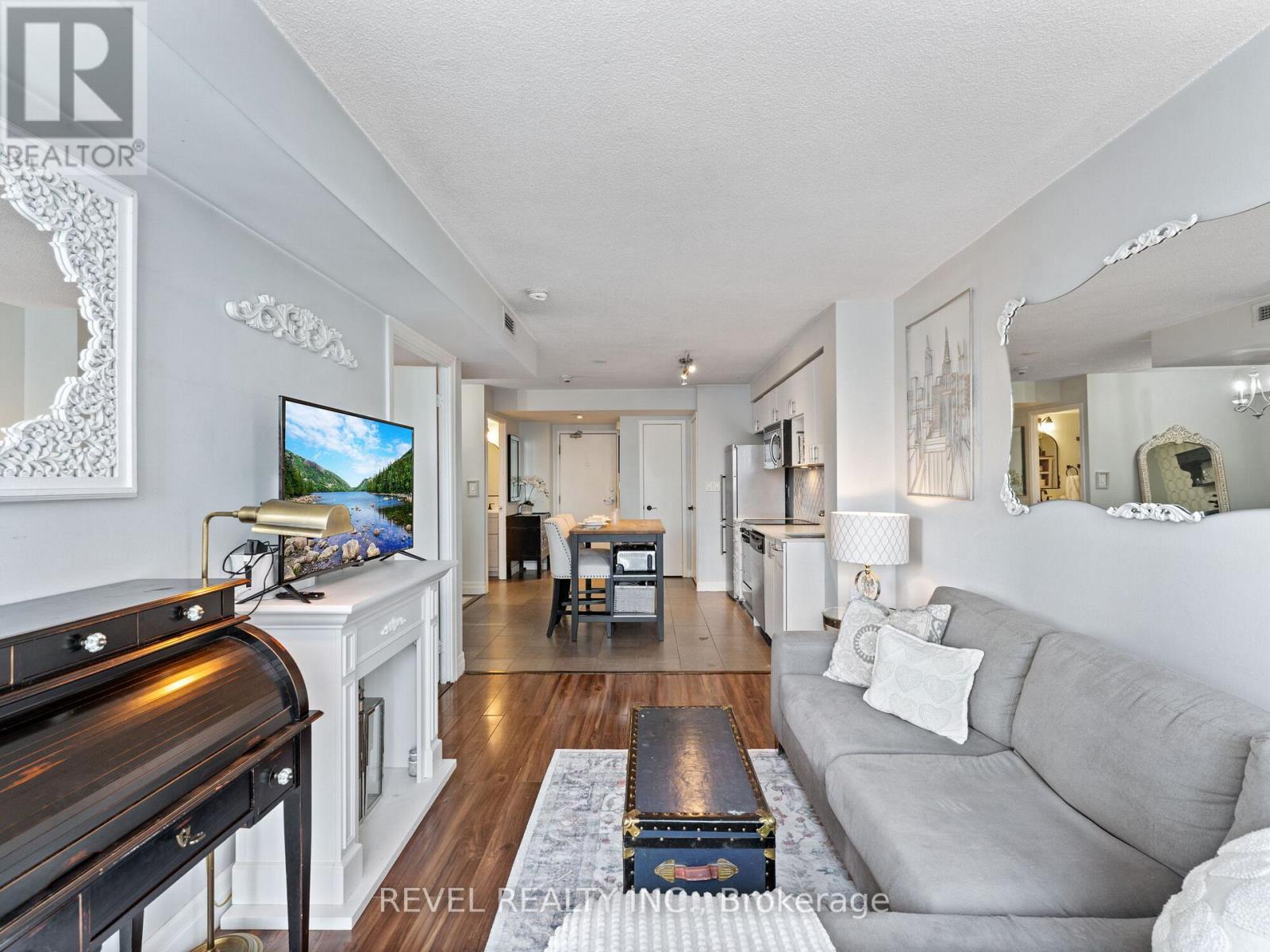 1208 - 15 Fort York Boulevard E, Toronto, Ontario  M5V 3Y4 - Photo 7 - C12416890