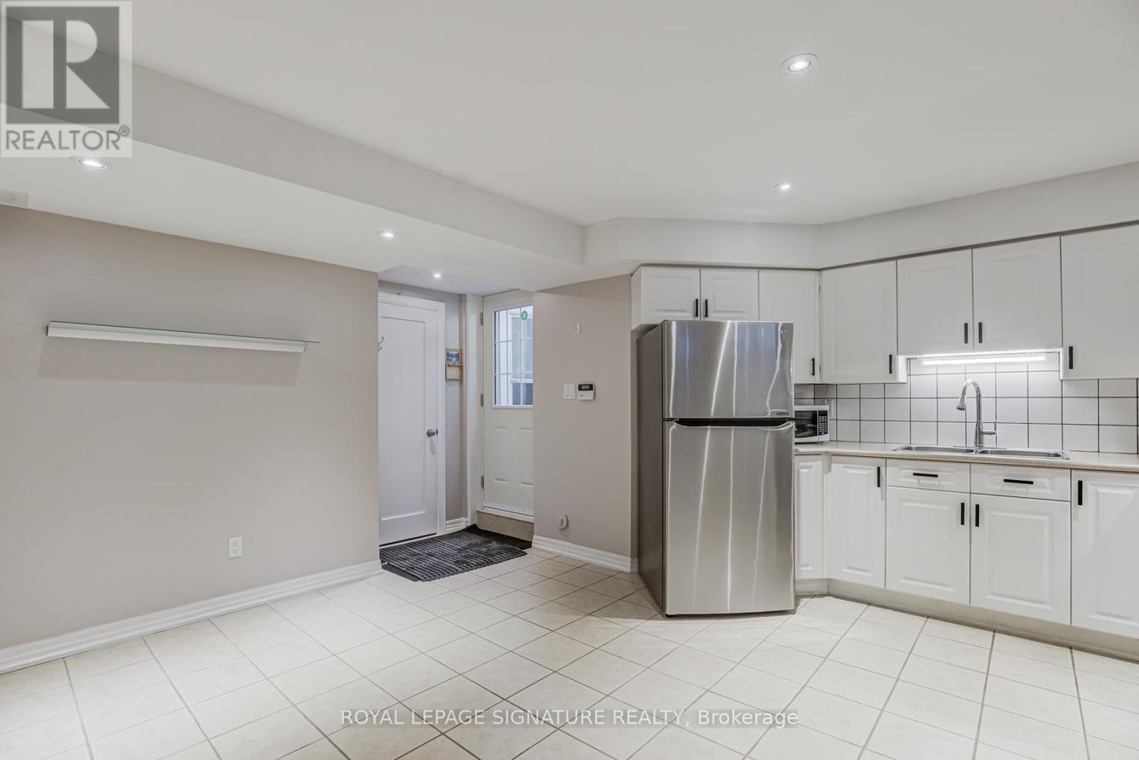 Bsmt - 50 Florence Avenue, Toronto, Ontario  M2N 1E9 - Photo 4 - C12416917