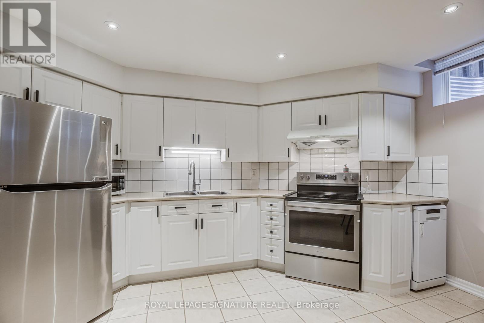 Bsmt - 50 Florence Avenue, Toronto, Ontario  M2N 1E9 - Photo 5 - C12416917
