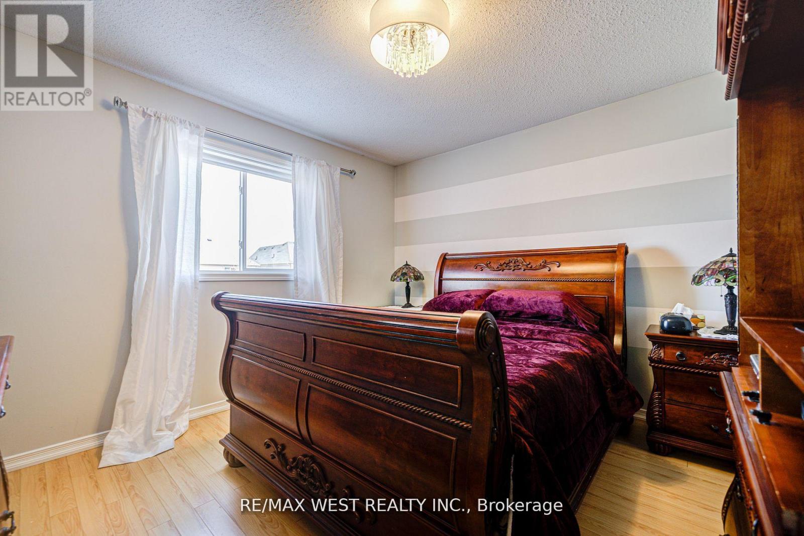 14 Lancaster Court, Barrie, Ontario  L4M 0G1 - Photo 23 - S12416899