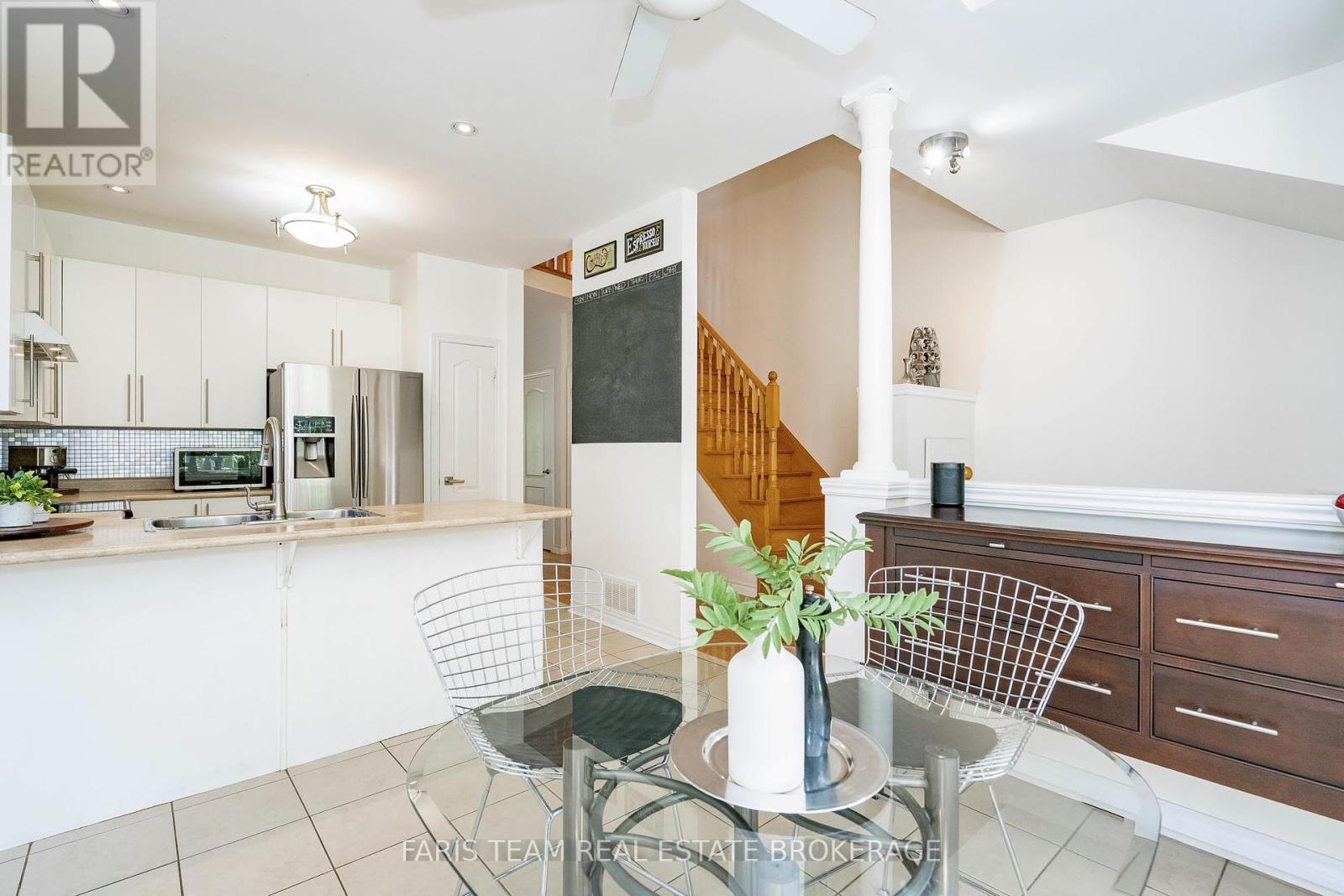 103 41st Street S, Wasaga Beach, Ontario  L9Z 3B6 - Photo 10 - S12416925