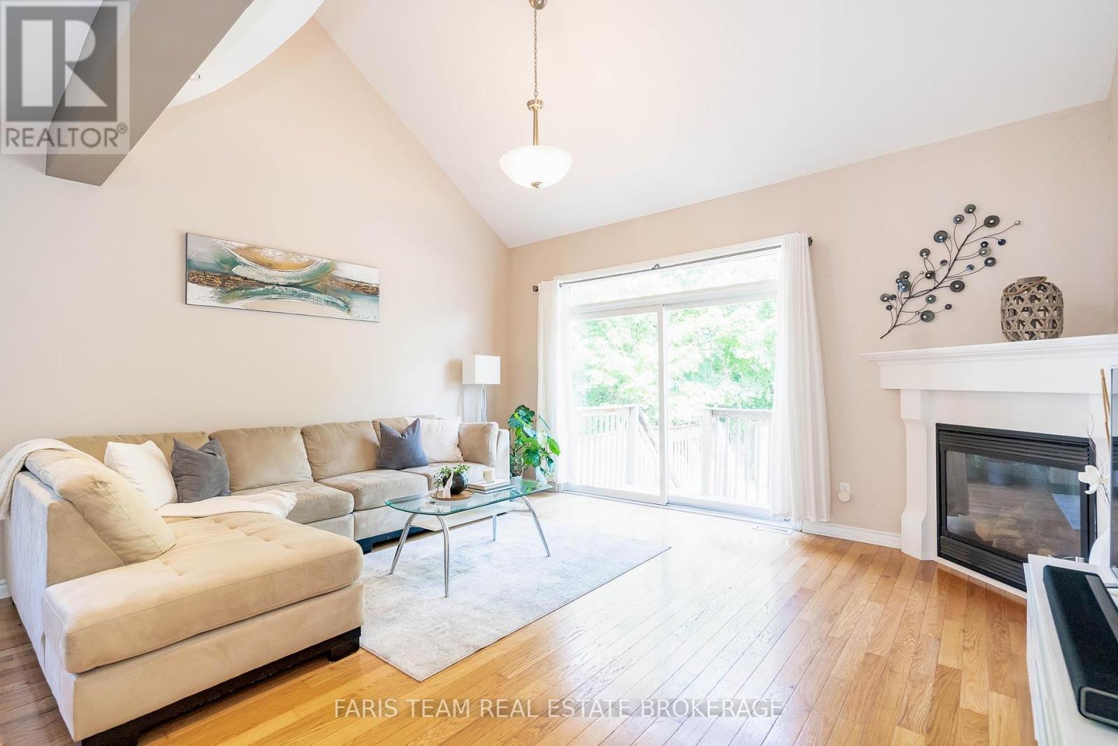 103 41st Street S, Wasaga Beach, Ontario  L9Z 3B6 - Photo 13 - S12416925