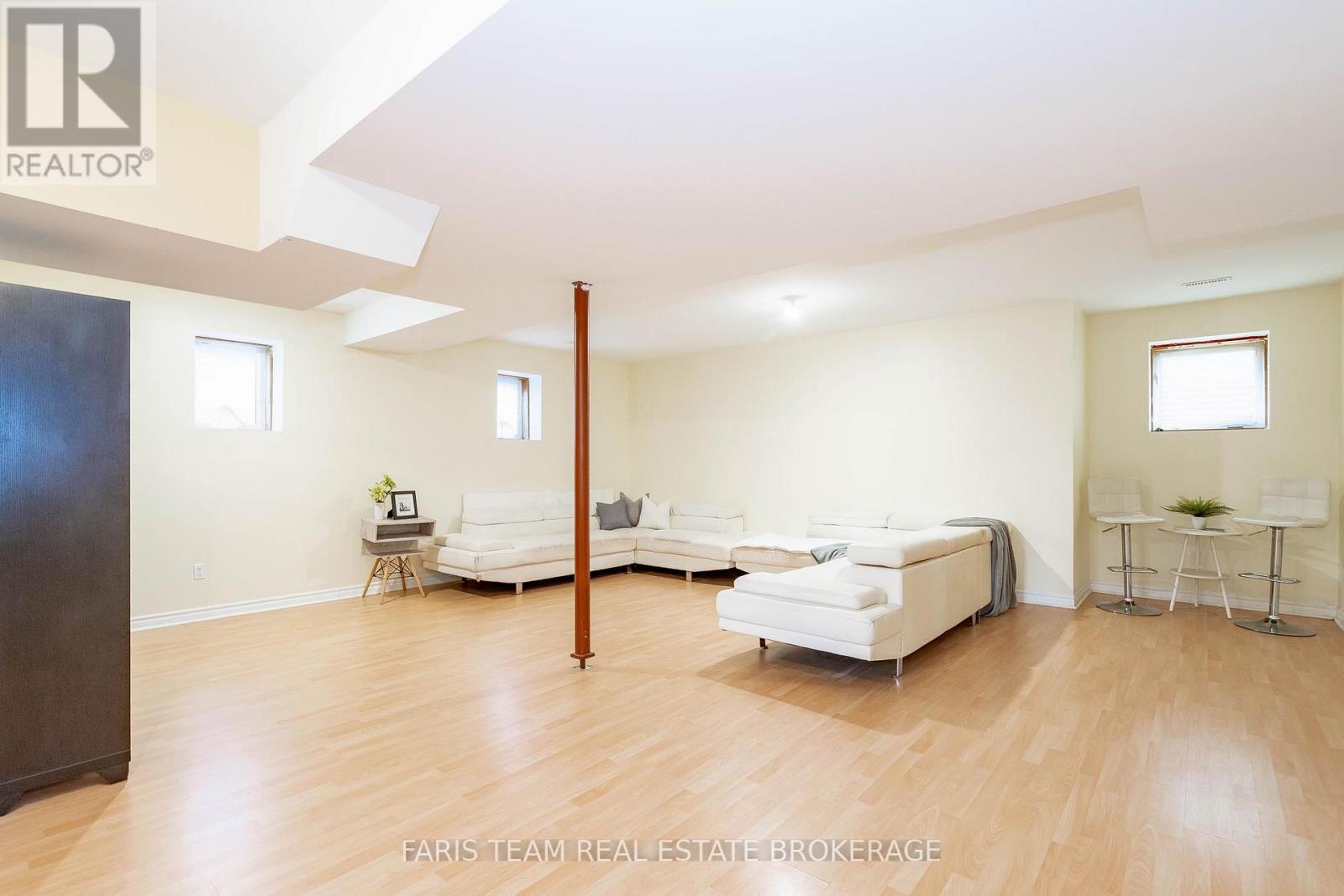 103 41st Street S, Wasaga Beach, Ontario  L9Z 3B6 - Photo 25 - S12416925