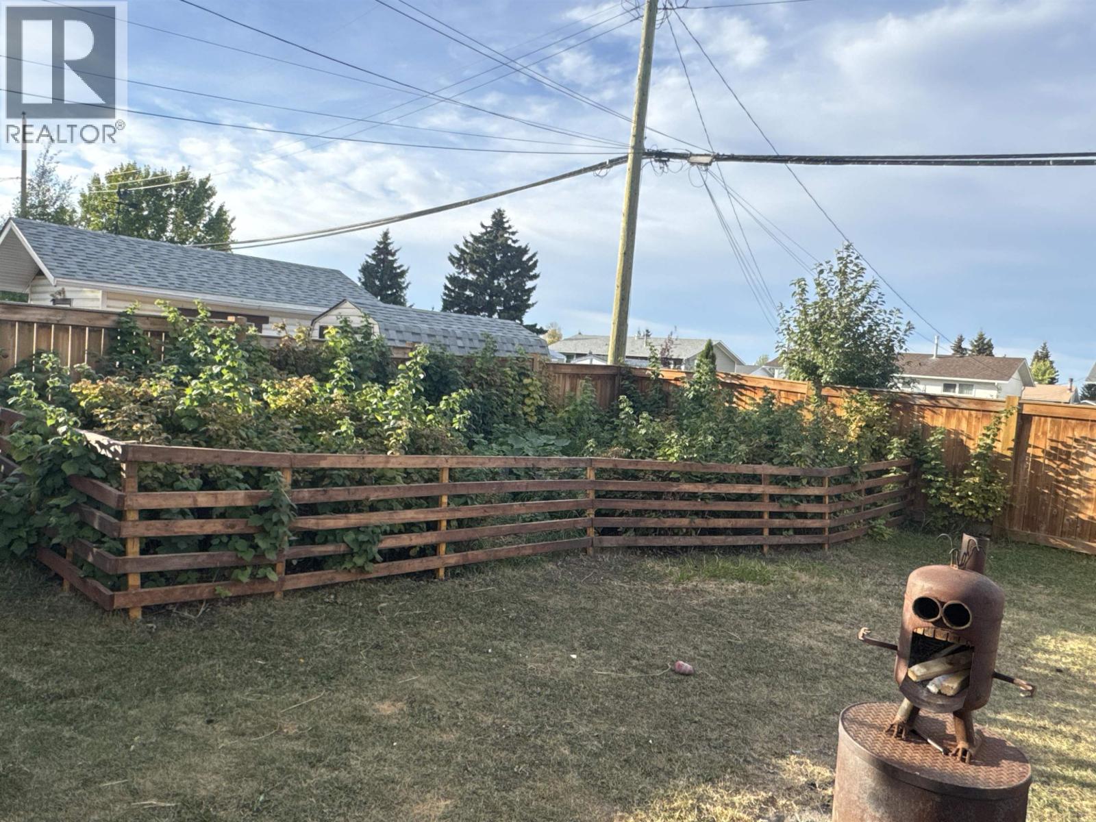 9808 112 Avenue, Fort St. John, British Columbia  V1J 2W5 - Photo 11 - R3049277