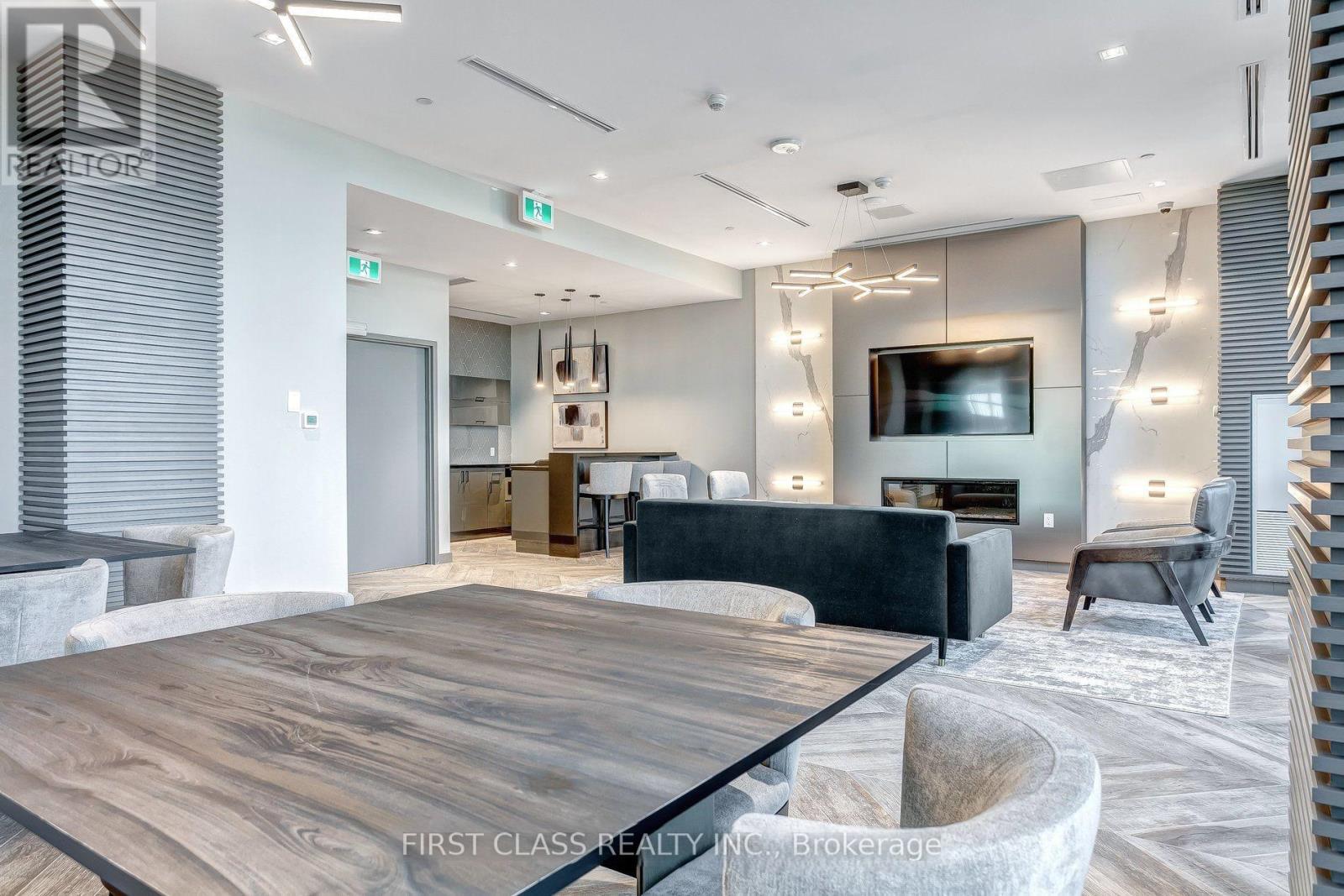 802 - 50 Thomas Riley Road, Toronto, Ontario  M9B 0C1 - Photo 6 - W12416919
