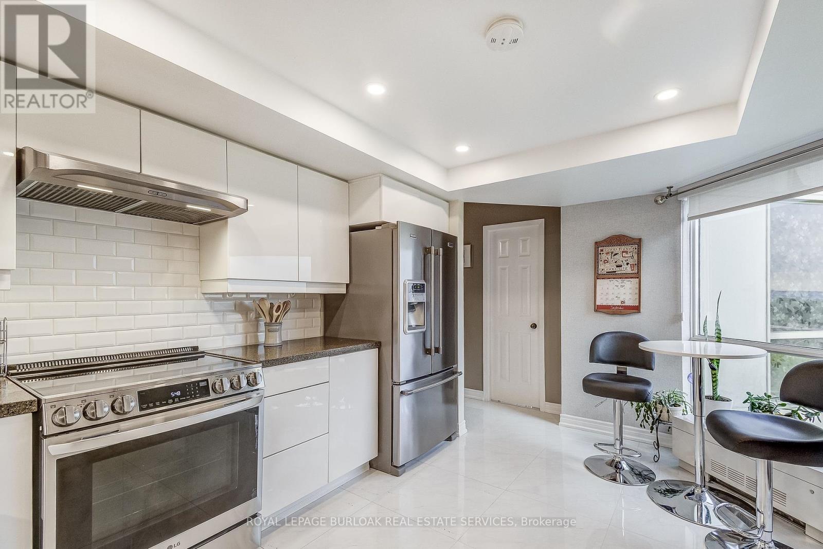 809 - 1201 North Shore Boulevard E, Burlington, Ontario  L7S 1Z5 - Photo 18 - W12416923