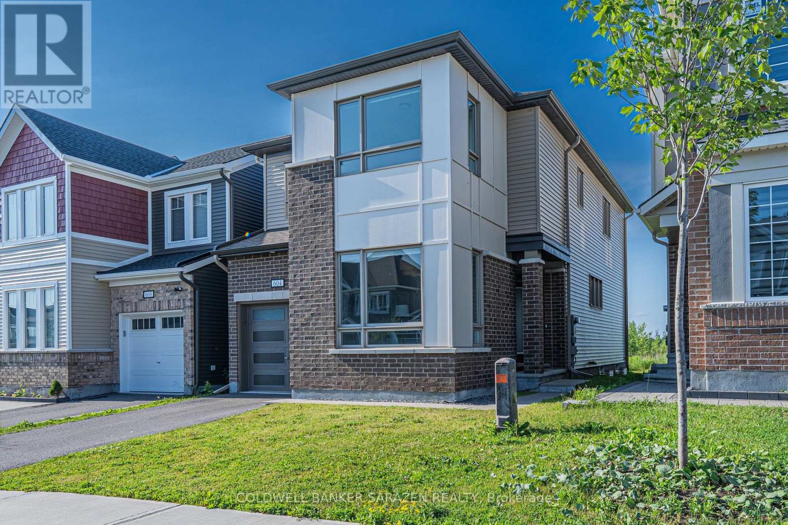 604 Perseus Avenue, Ottawa, Ontario  K2J 6S7 - Photo 3 - X12416943