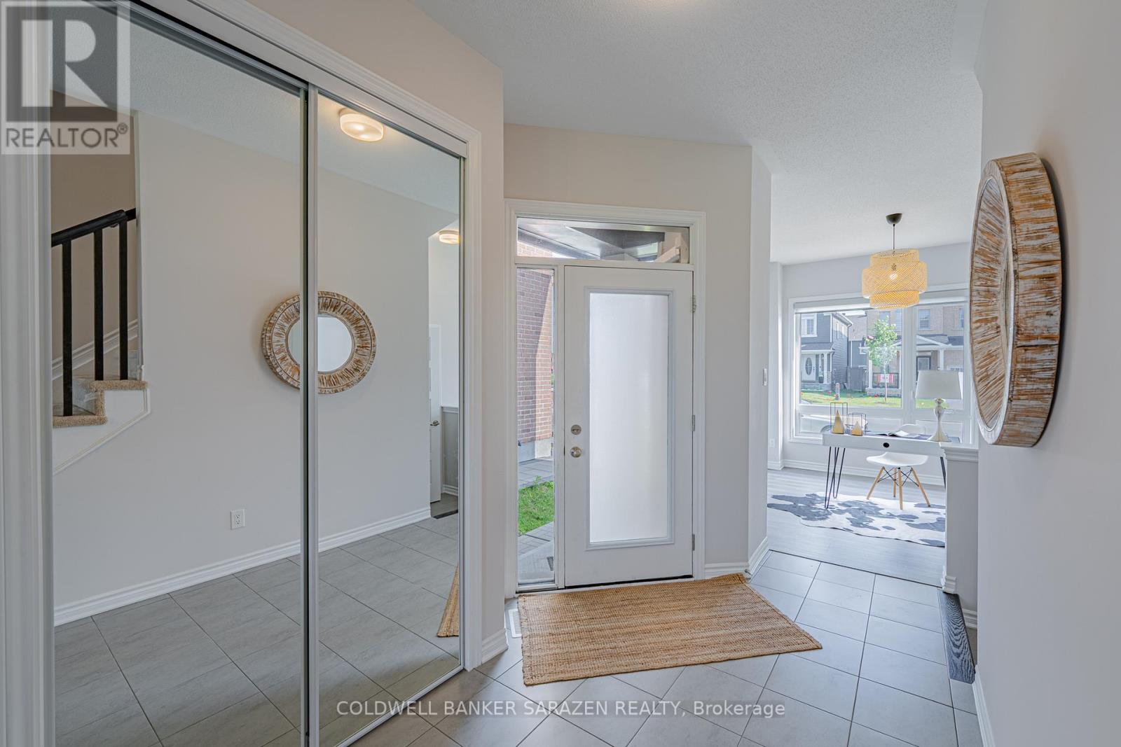 604 Perseus Avenue, Ottawa, Ontario  K2J 6S7 - Photo 5 - X12416943