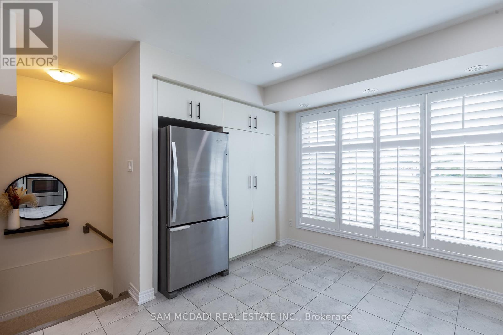 156 Watson Parkway N, Guelph, Ontario  N1E 0P6 - Photo 12 - X12416926