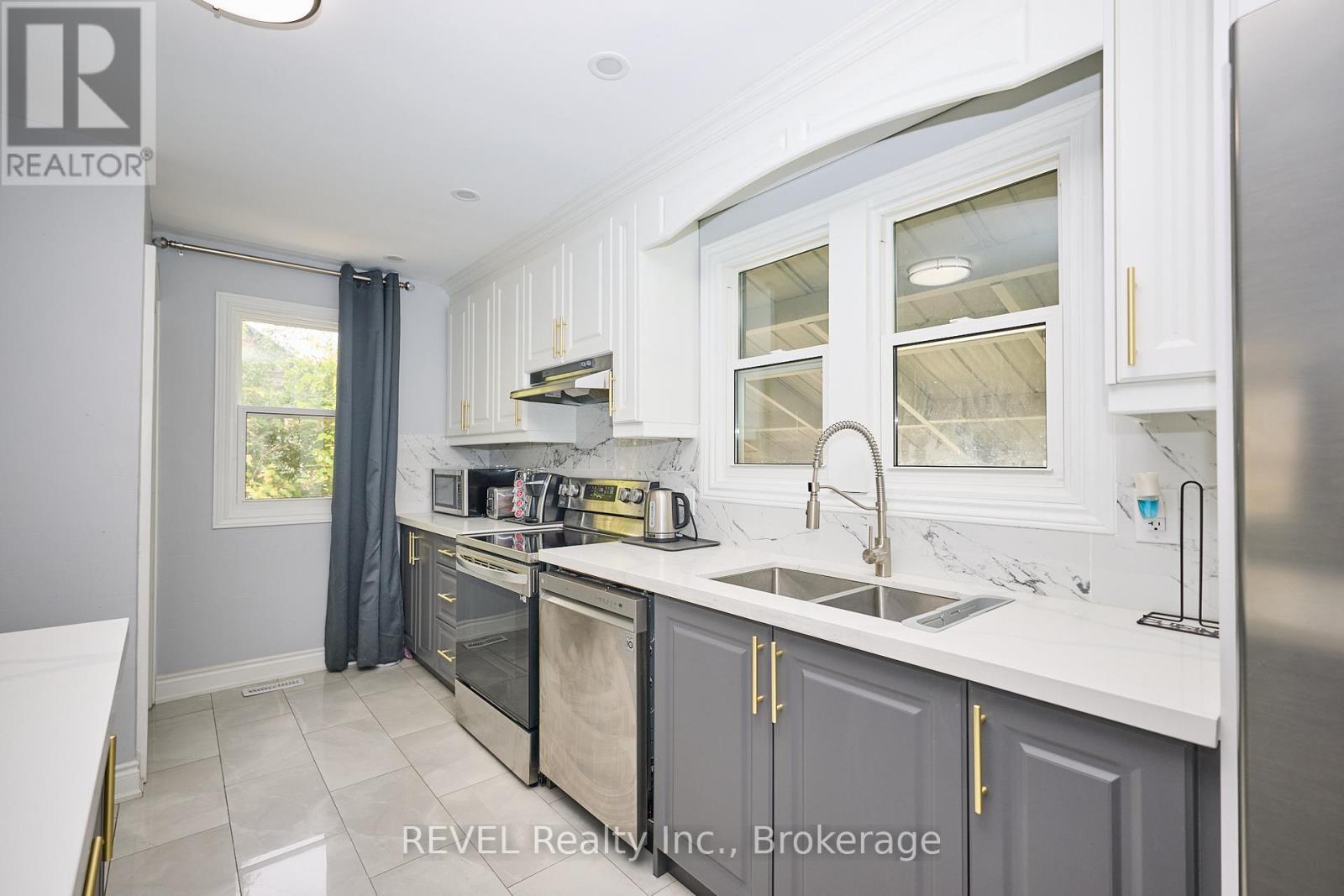 5659 Robinson Street, Niagara Falls, Ontario  L2G 2B1 - Photo 7 - X12416951