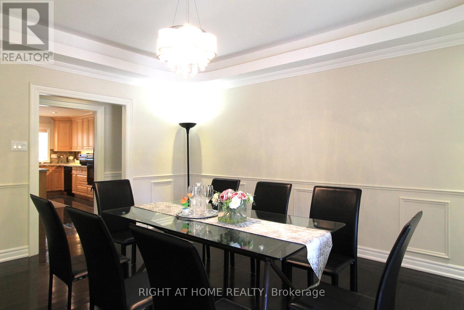 18 Mccowan Lane, Whitchurch-Stouffville, Ontario  L4A 4C1 - Photo 22 - N12414130