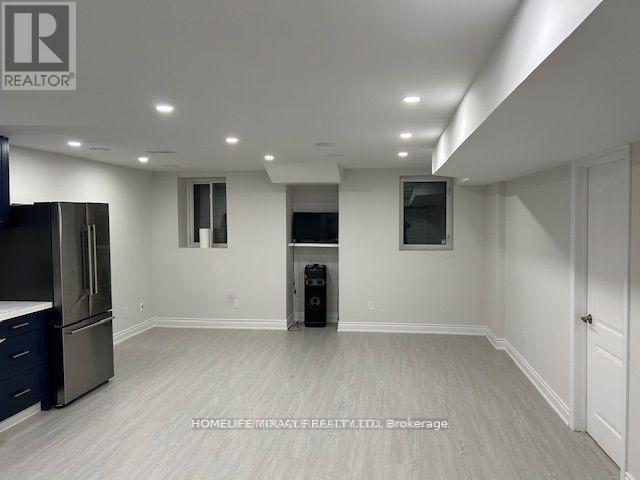 55 Robb Thompson Road, East Gwillimbury, Ontario  L0G 1M0 - Photo 5 - N12416952