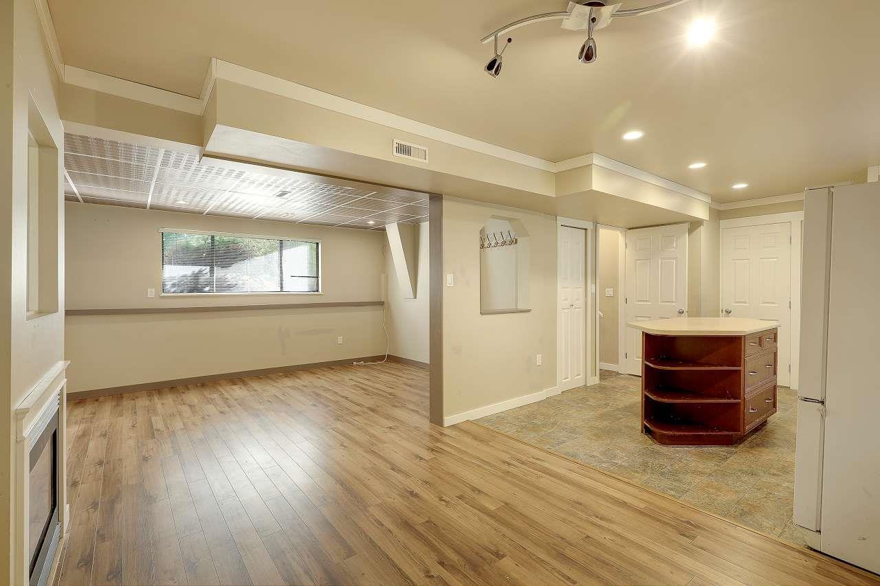 18233 60a Avenue, Surrey, British Columbia  V3S 5R6 - Photo 25 - R3048328