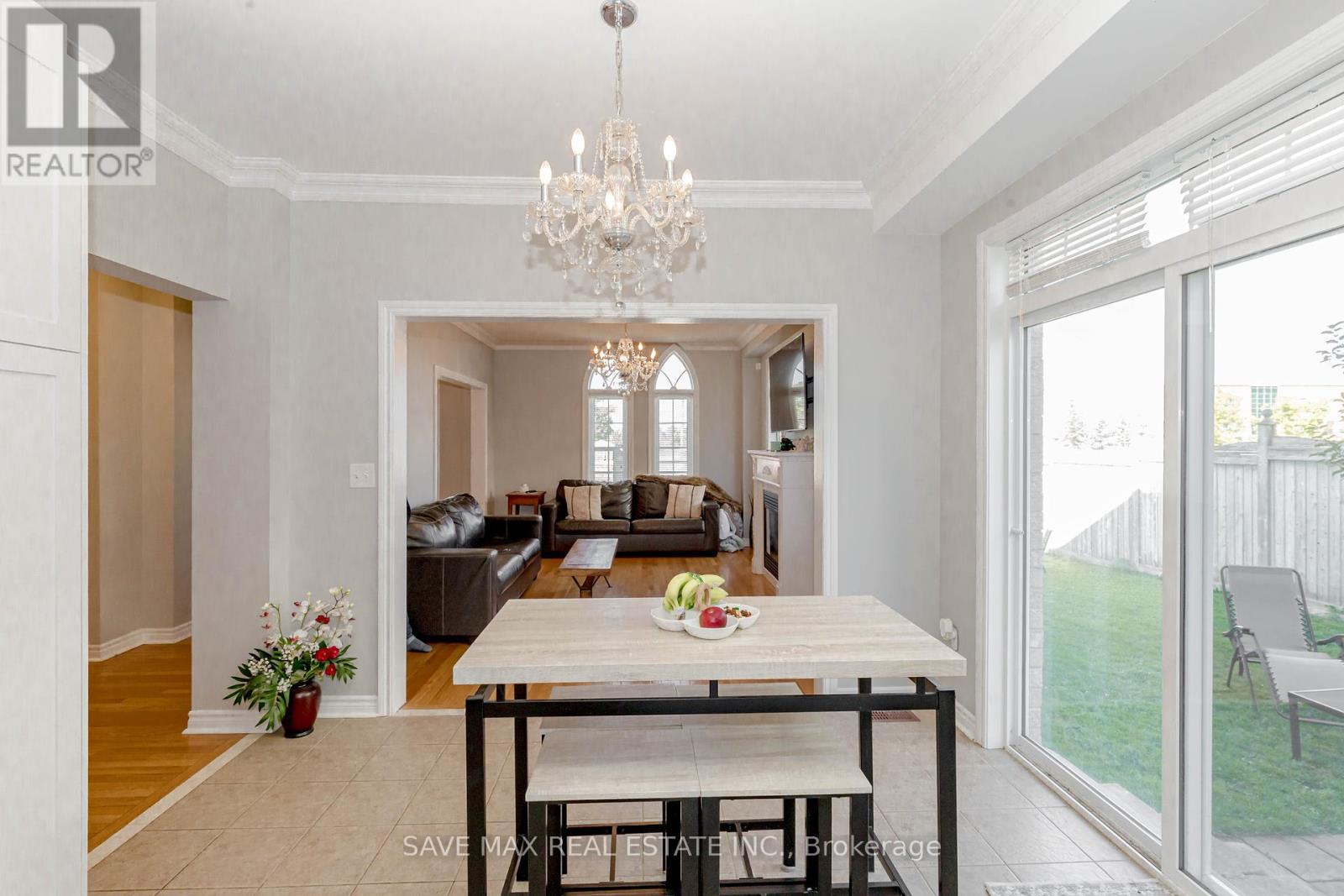 135 Prince William Way, Barrie, Ontario  L4M 7H6 - Photo 17 - S12416936