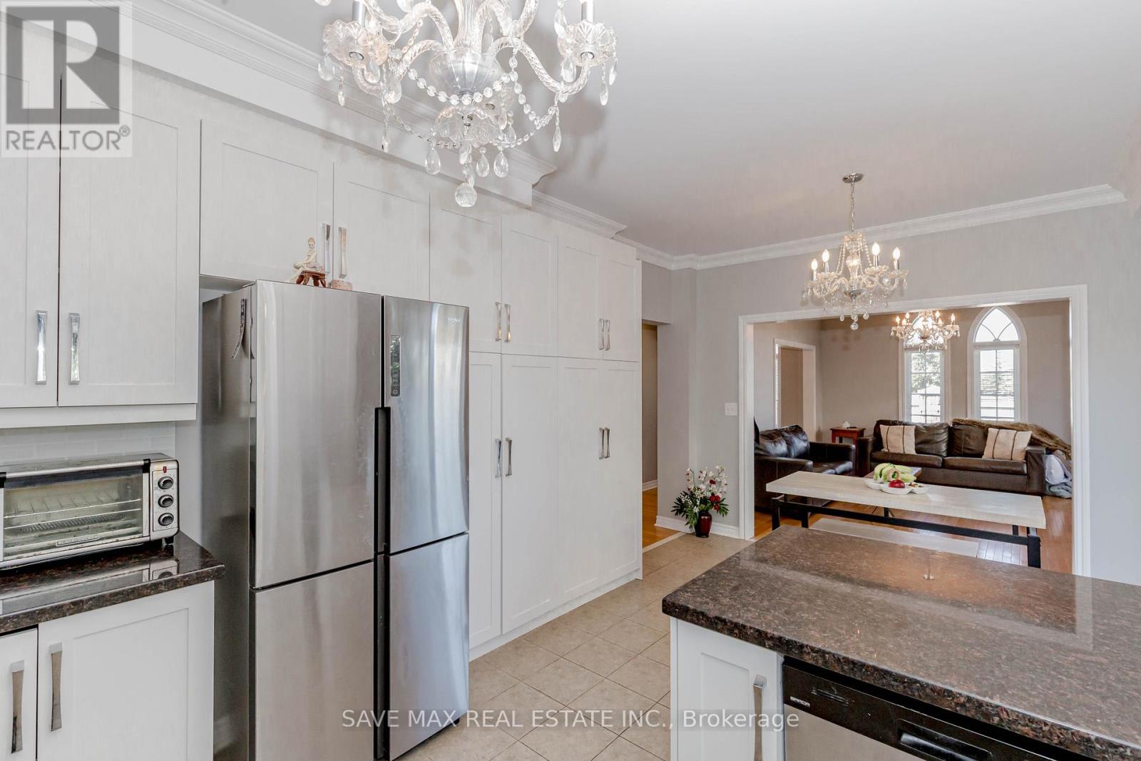 135 Prince William Way, Barrie, Ontario  L4M 7H6 - Photo 22 - S12416936