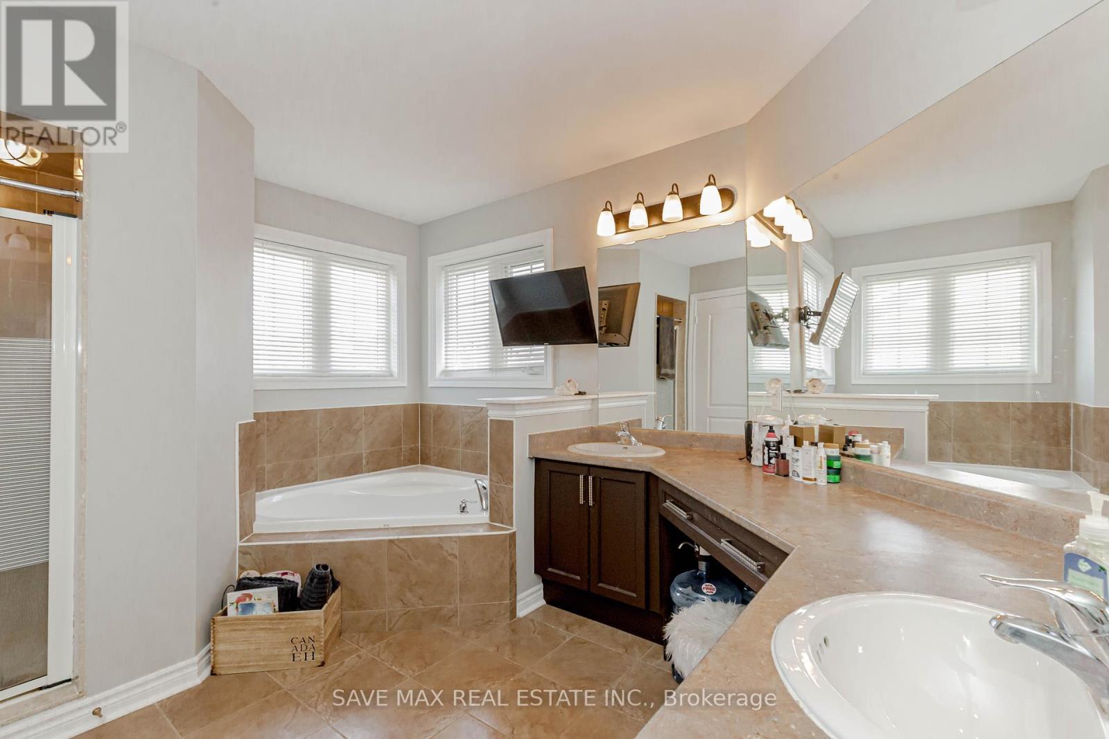 135 Prince William Way, Barrie, Ontario  L4M 7H6 - Photo 36 - S12416936