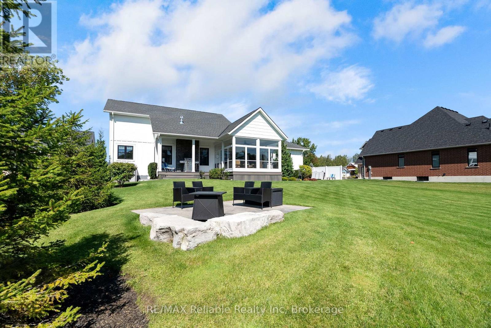 4 Fawn Creek Lane, Bluewater, Ontario  N0M 1G0 - Photo 35 - X12416982