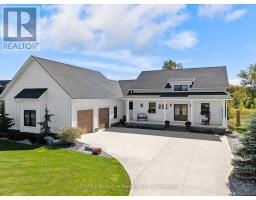 4 FAWN CREEK LANE, Bluewater, Ontario