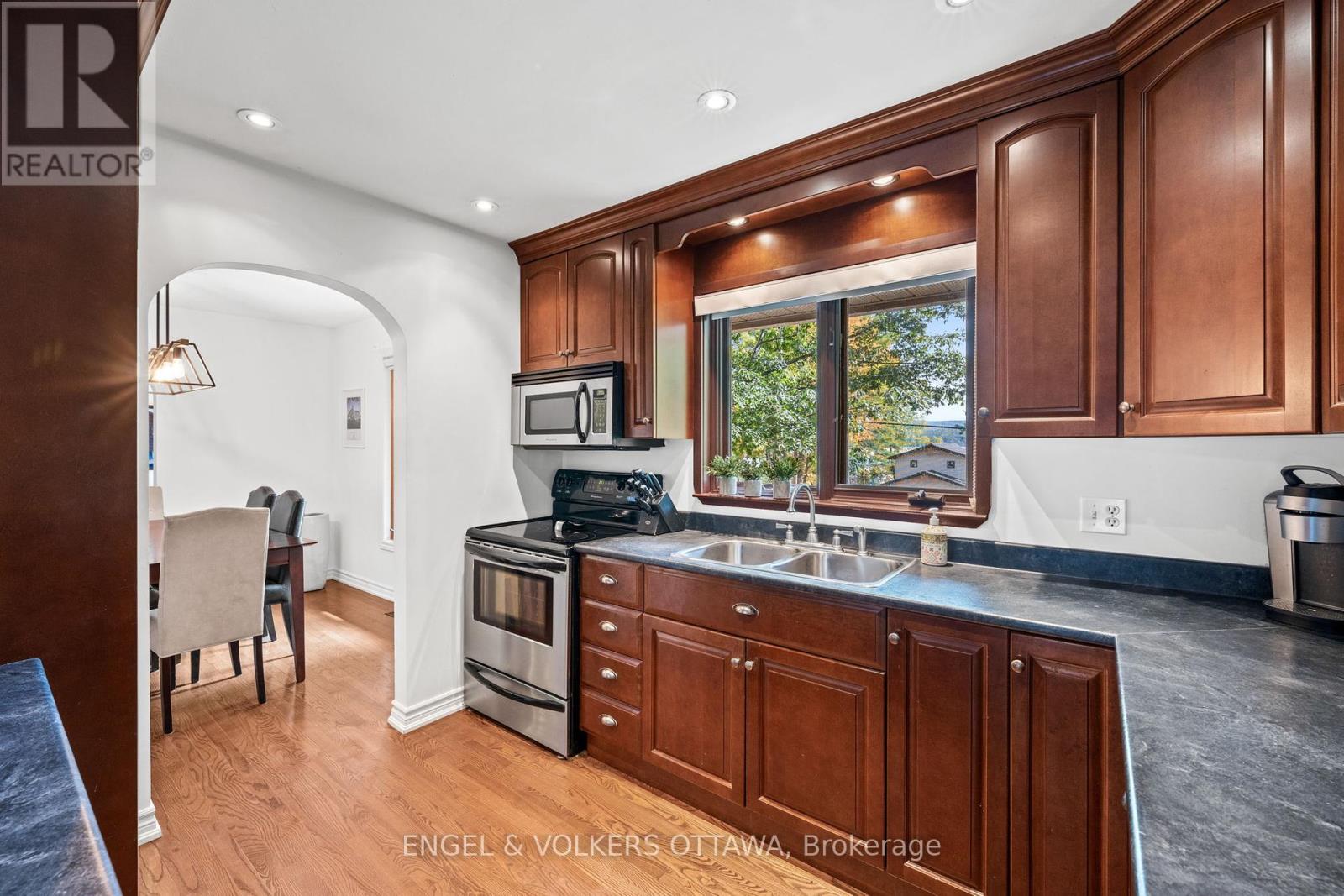 329 Kennedy Road, Greater Madawaska, Ontario  K0J 1H0 - Photo 12 - X12416979