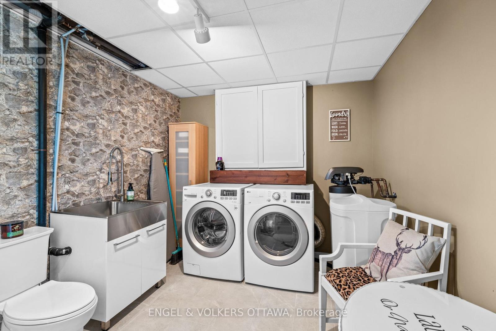 329 Kennedy Road, Greater Madawaska, Ontario  K0J 1H0 - Photo 28 - X12416979