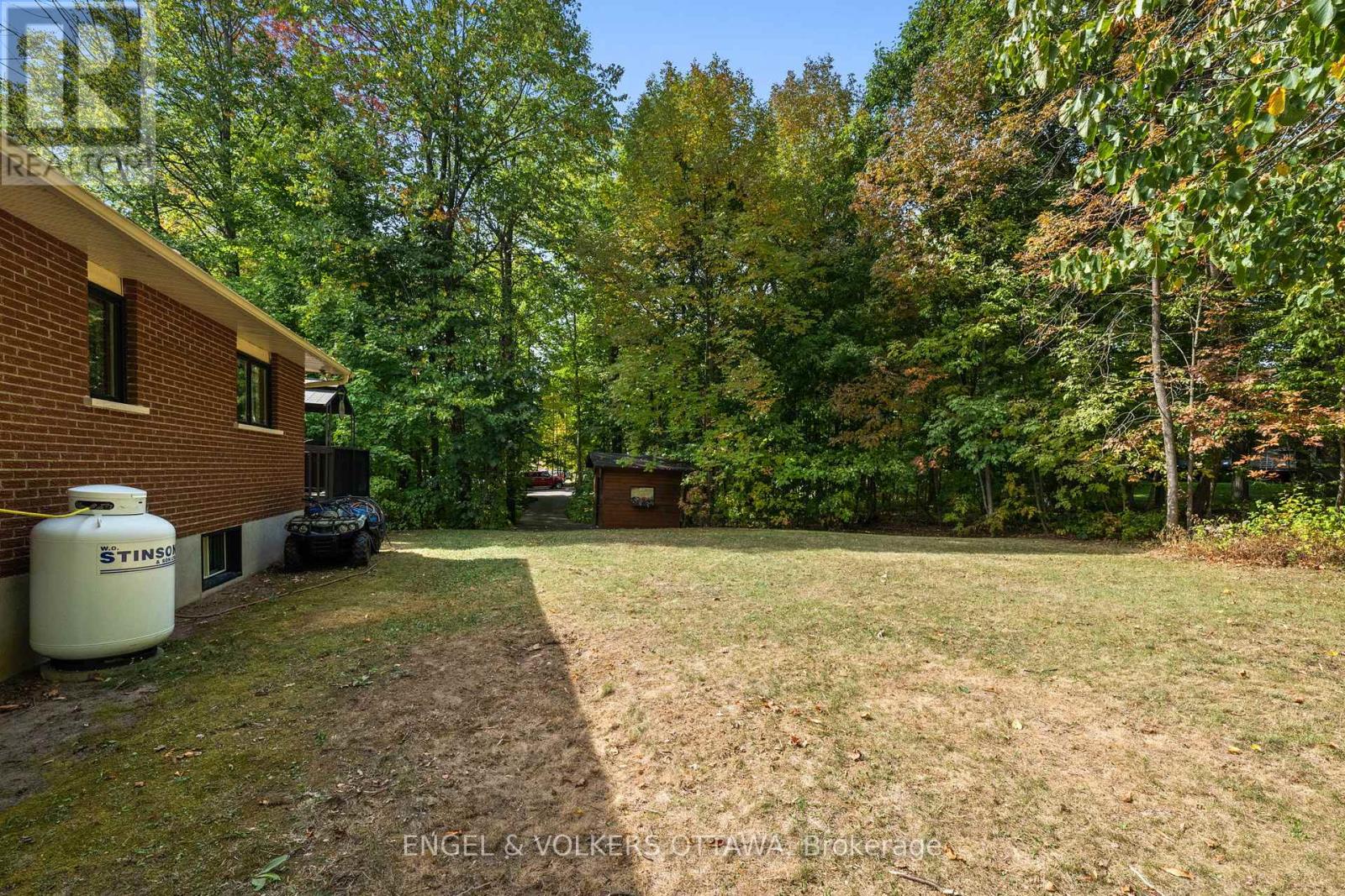 329 Kennedy Road, Greater Madawaska, Ontario  K0J 1H0 - Photo 34 - X12416979