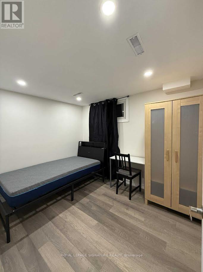 4050 Dunmow Crescent, Mississauga, Ontario  L4Z 1C9 - Photo 7 - W12416932