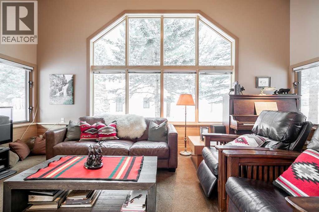 107 Mount View, Waterton Park, Alberta  T0K 2M0 - Photo 5 - A2246355