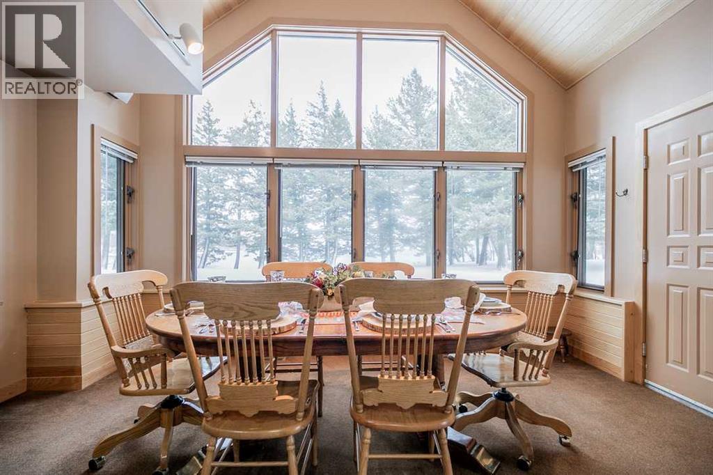107 Mount View, Waterton Park, Alberta  T0K 2M0 - Photo 10 - A2246355