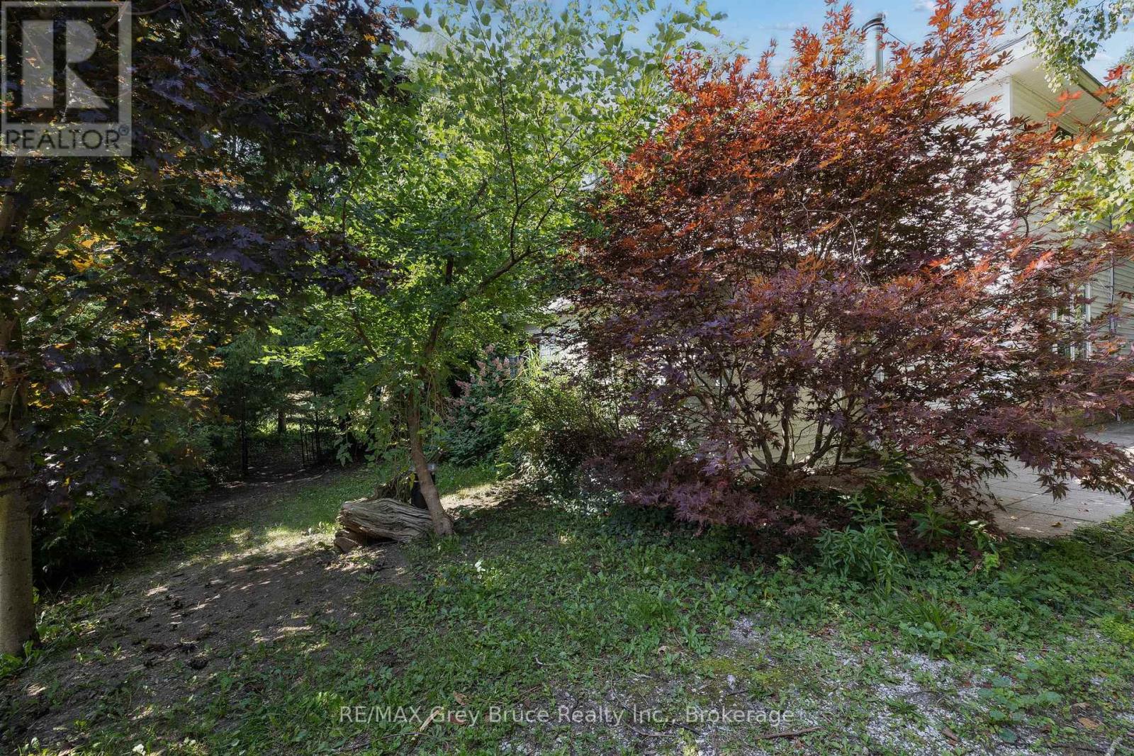 7011 Highway 6, Northern Bruce Peninsula, Ontario  N0H 2R0 - Photo 33 - X12413523