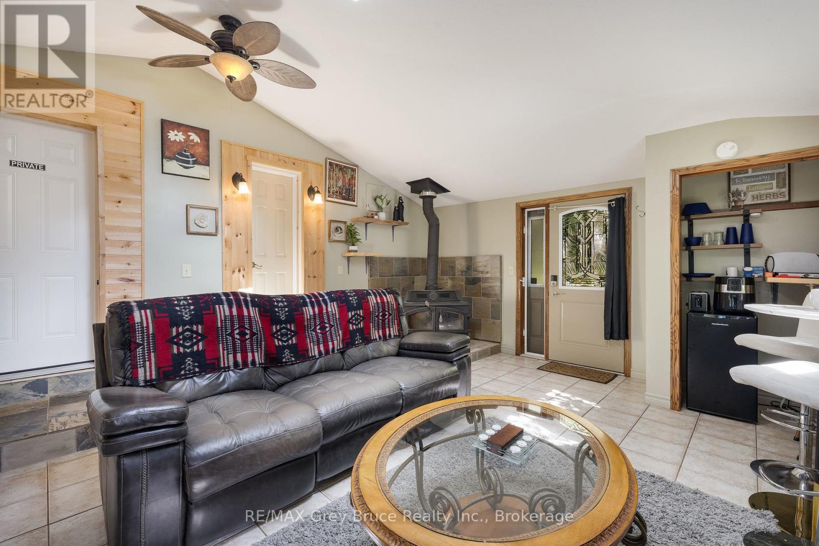 7011 Highway 6, Northern Bruce Peninsula, Ontario  N0H 2R0 - Photo 28 - X12413523