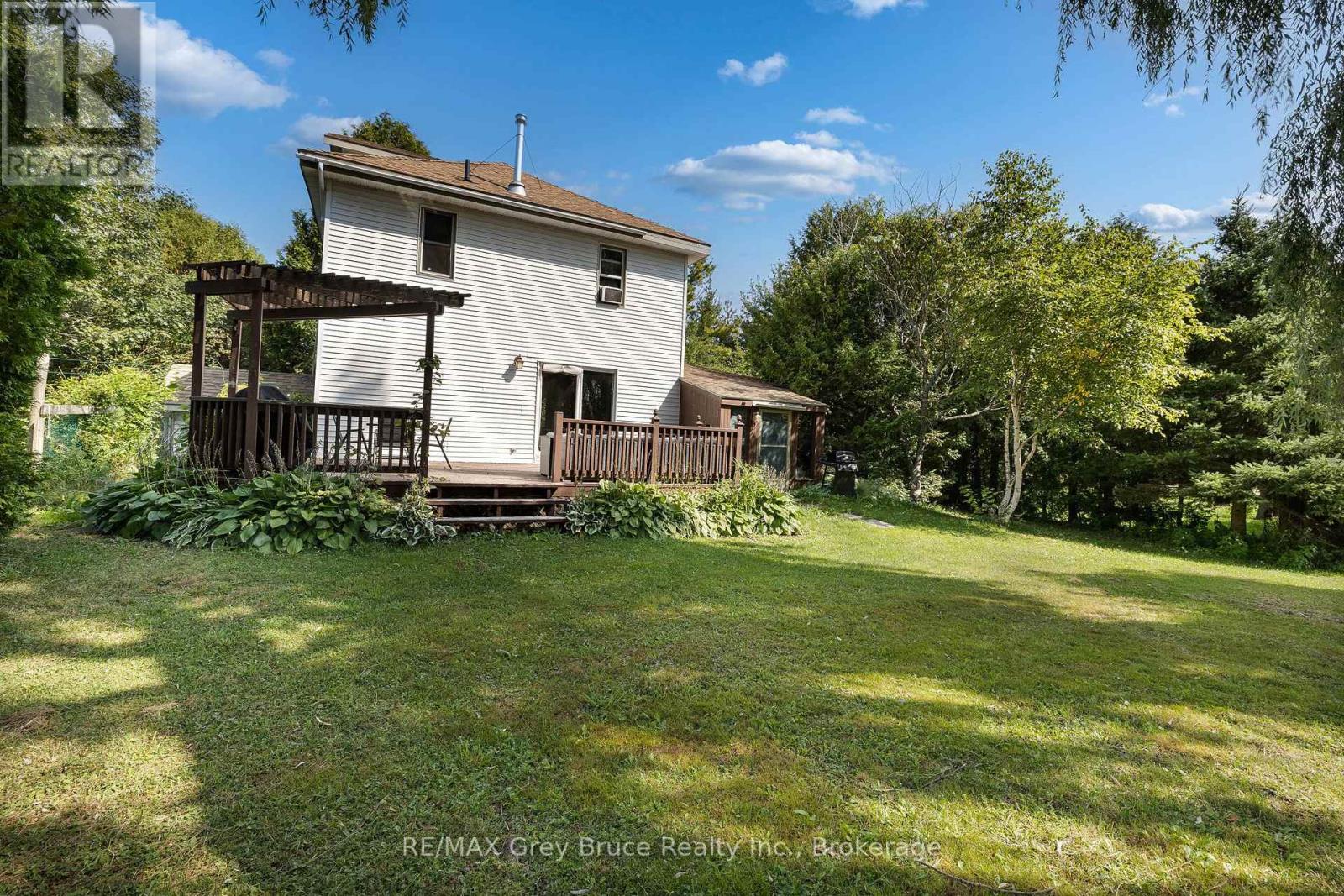 7011 Highway 6, Northern Bruce Peninsula, Ontario  N0H 2R0 - Photo 39 - X12413523