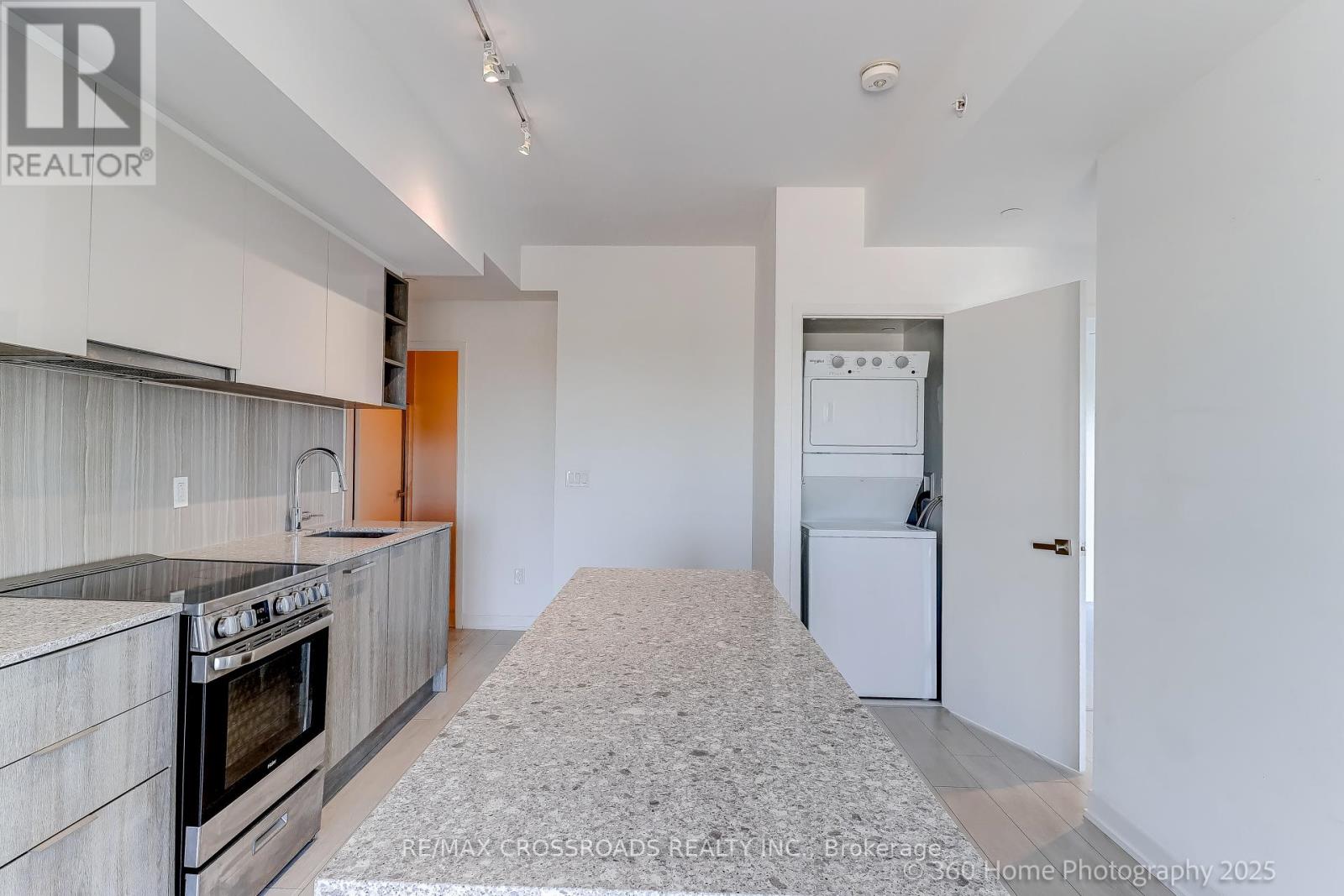 1306 - 31 Tippett Road, Toronto (Clanton Park), Ontario  M3H 0C8 - Photo 20 - C12413505