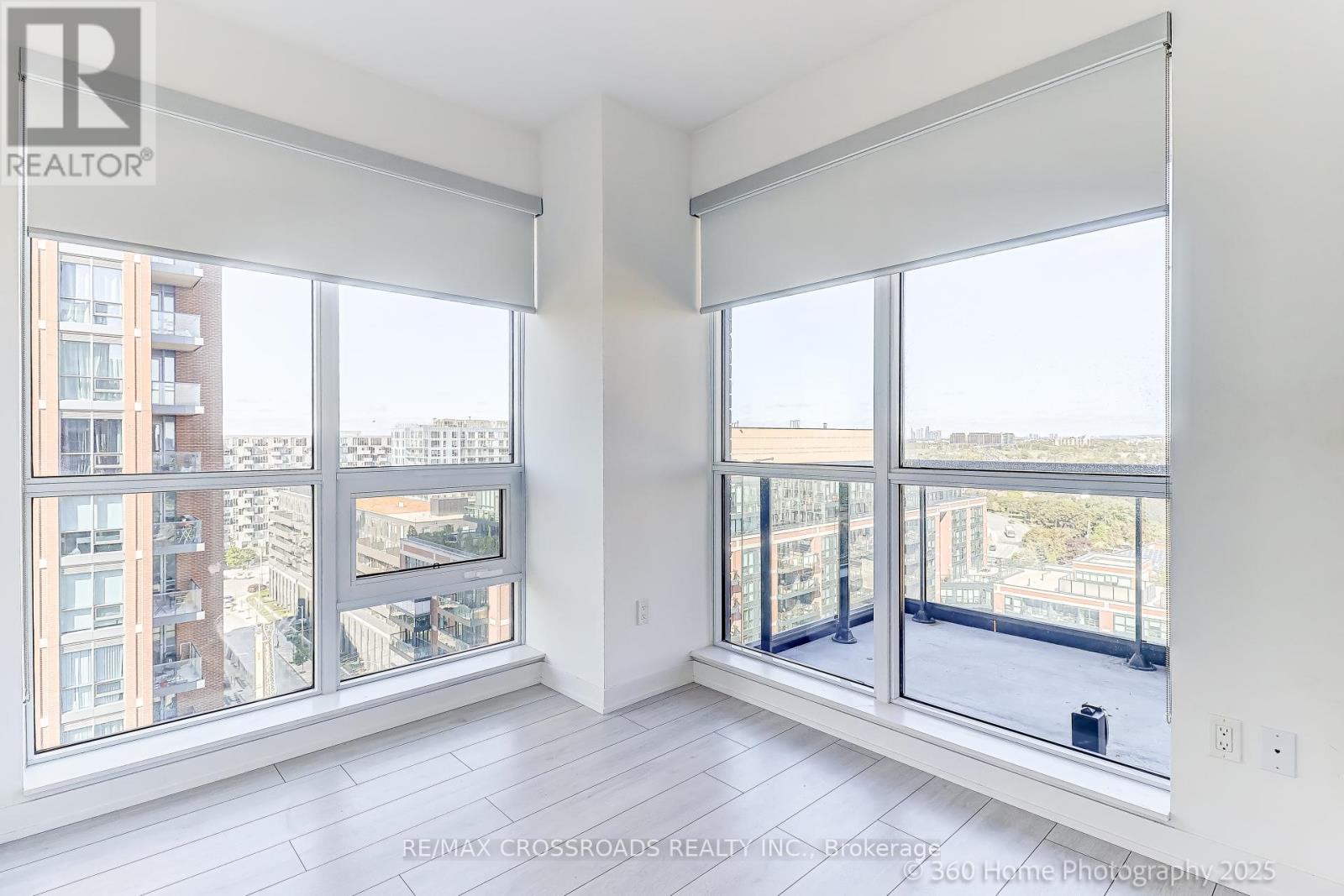 1306 - 31 Tippett Road, Toronto (Clanton Park), Ontario  M3H 0C8 - Photo 10 - C12413505