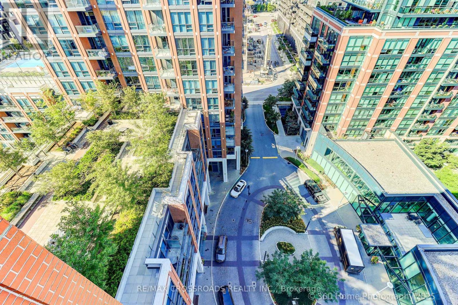 1306 - 31 Tippett Road, Toronto (Clanton Park), Ontario  M3H 0C8 - Photo 3 - C12413505