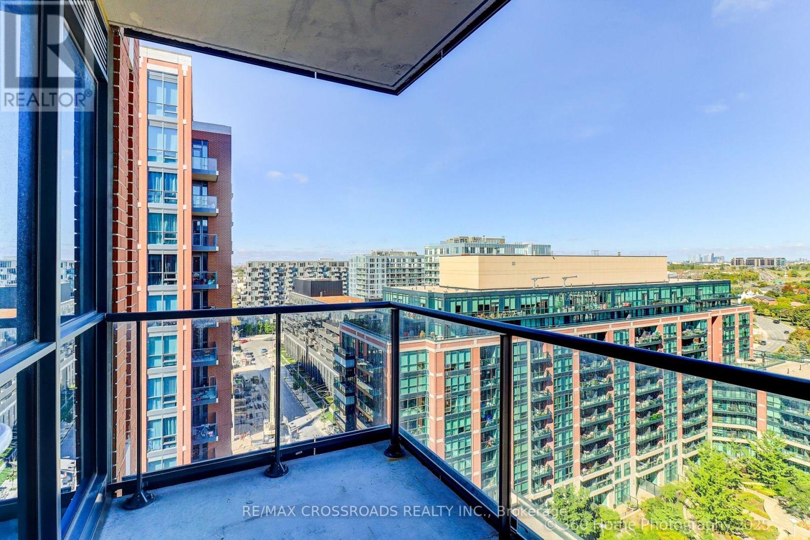 1306 - 31 Tippett Road, Toronto (Clanton Park), Ontario  M3H 0C8 - Photo 4 - C12413505