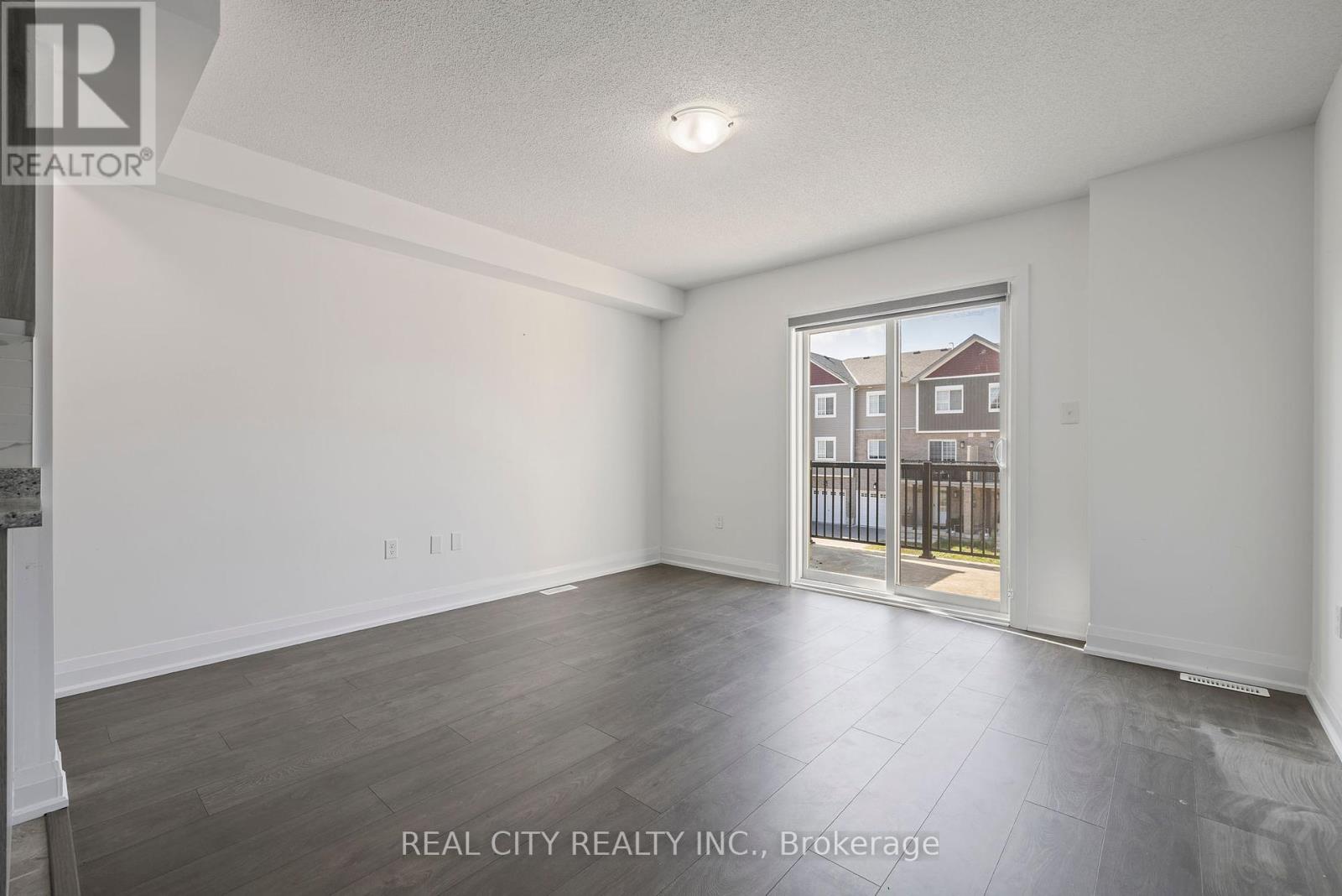 63 Andean Lane, Barrie, Ontario  L9J 0J4 - Photo 14 - S12415255