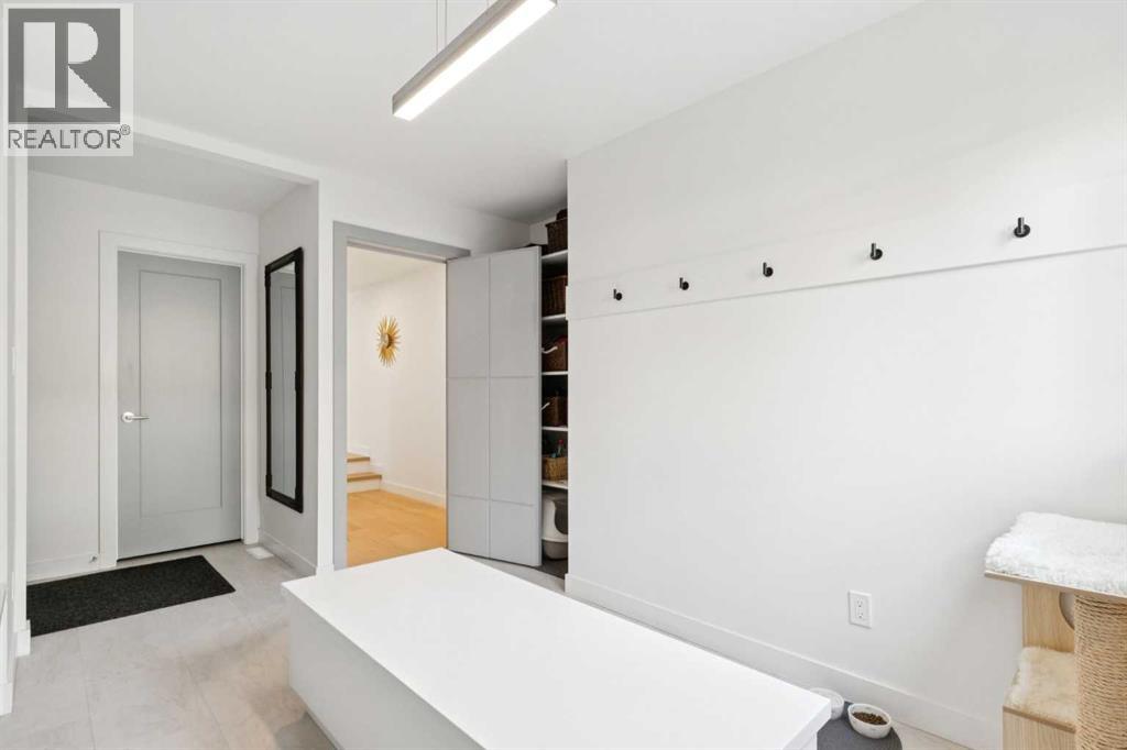 12215 Lake Erie Way Se, Calgary, Alberta  T2J 2L9 - Photo 18 - A2252867