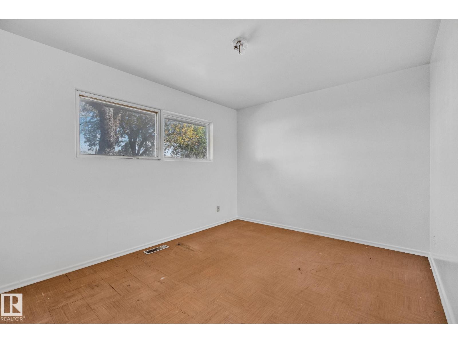 12350 82 St Nw, Edmonton, Alberta  T5B 2X2 - Photo 6 - E4458767