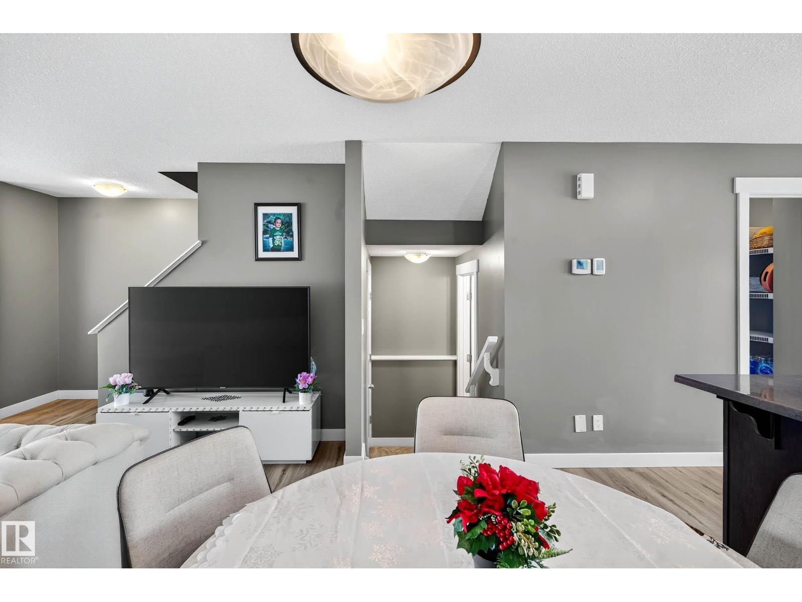 7327 Edgemont Wy Nw, Edmonton, Alberta  T6M 0S1 - Photo 14 - E4458768