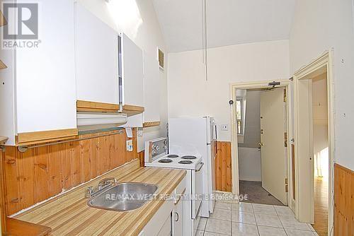 124 Baldwin Street, Toronto, Ontario  M5T 1L6 - Photo 17 - C12416995