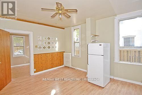 124 Baldwin Street, Toronto, Ontario  M5T 1L6 - Photo 5 - C12416995