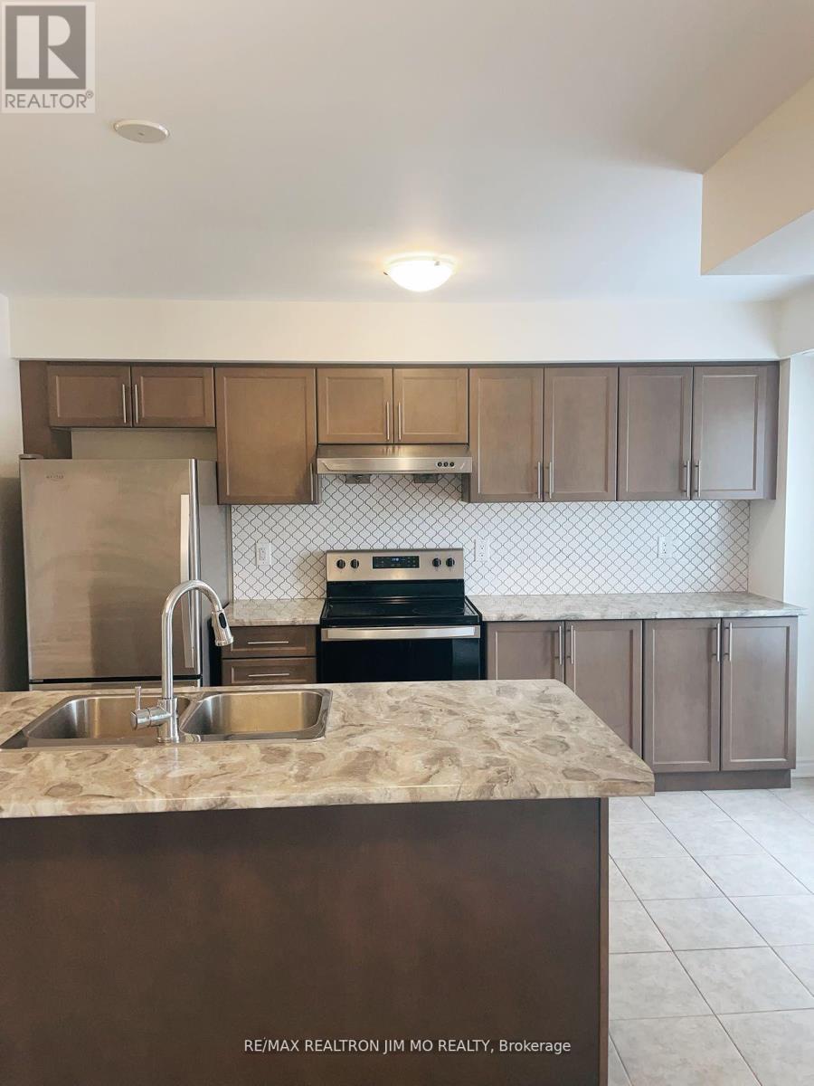 83 Sutcliffe Drive, Whitby, Ontario  L1R 0R4 - Photo 2 - E12416998