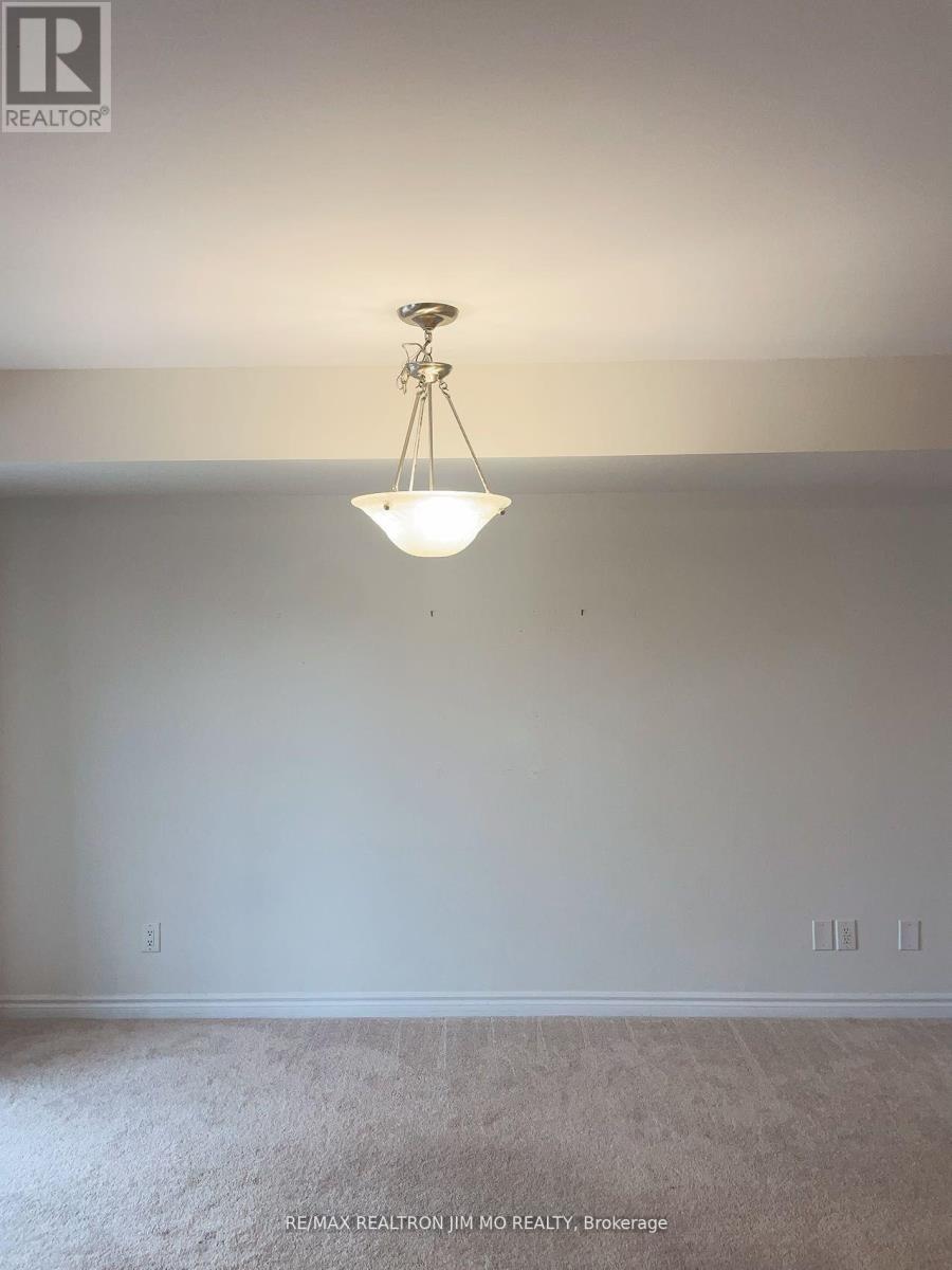 83 Sutcliffe Drive, Whitby, Ontario  L1R 0R4 - Photo 5 - E12416998